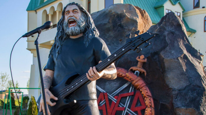 A Ukrainian Zoo Has A Statue of Slayer’s Tom Araya