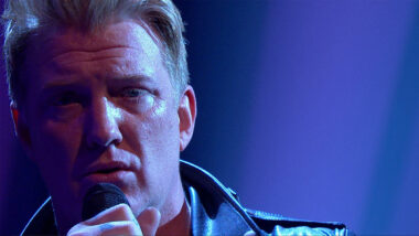 Josh Homme and Dean Fertita Perform A Haunting Stripped Down Version of ‘Villains of Circumstance’