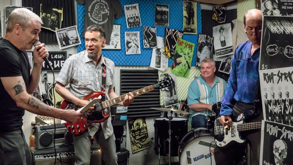 It’s Time For the Reawakening of Riot Spray (Ex-Trenchmouth, Fugazi, Rollins Band, Nirvana) In This New ‘Portlandia’ Teaser