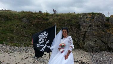 Woman Marries 300-Year-Old Pirate Ghost