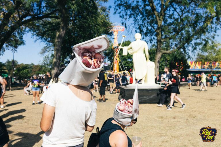 People of Riot Fest. Photo by Aldo Martinez.