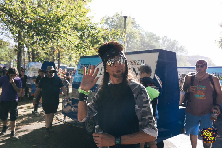 People of Riot Fest. Photo by Aldo Martinez.