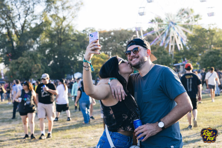 People of Riot Fest. Photo by Aldo Martinez.