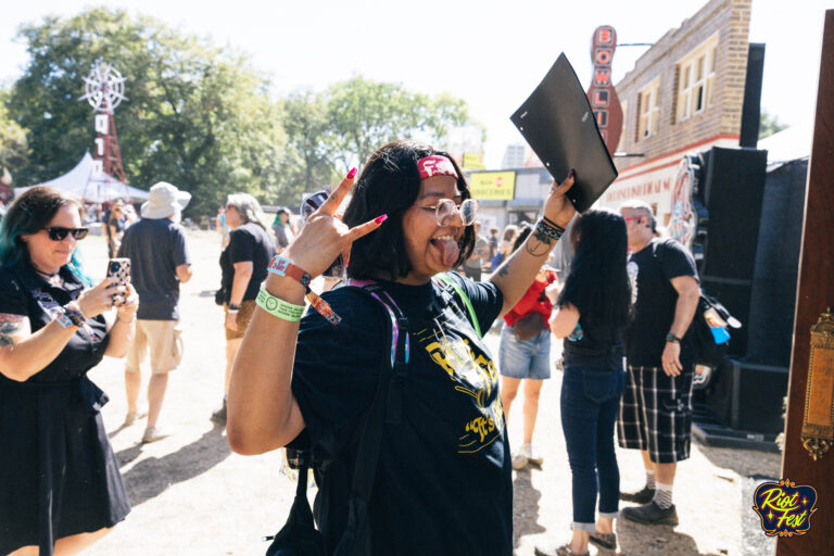 People of Riot Fest. Photo by Aldo Martinez.